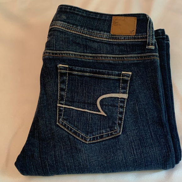 American Eagle Outfitters Denim - EUC American Eagle Jeans, Boot Cut, Stretch, Size 4 Long